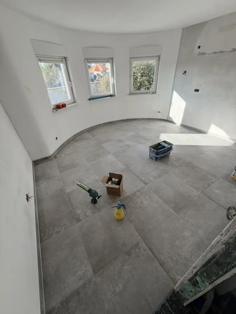 Dahlke Sanierung GmbH – Professioneller Innenausbau mit Trockenbau, Bodenarbeiten und individuellen Lösungen